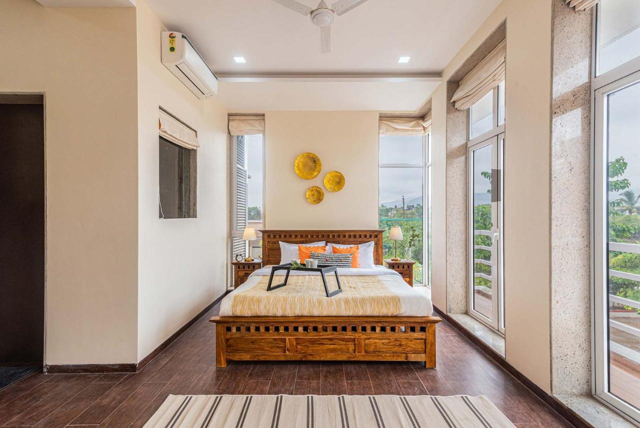 Sierra Skies By Stayvista - A Mountain-View Villa Featuring A Rooftop Swimming Pool, Jacuzzi, Turf, And A Gym For An Elevated Stay Lonavala Exterior foto